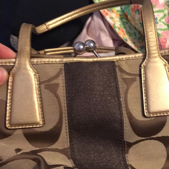 Gold coach bag - Picture 8 of 8
